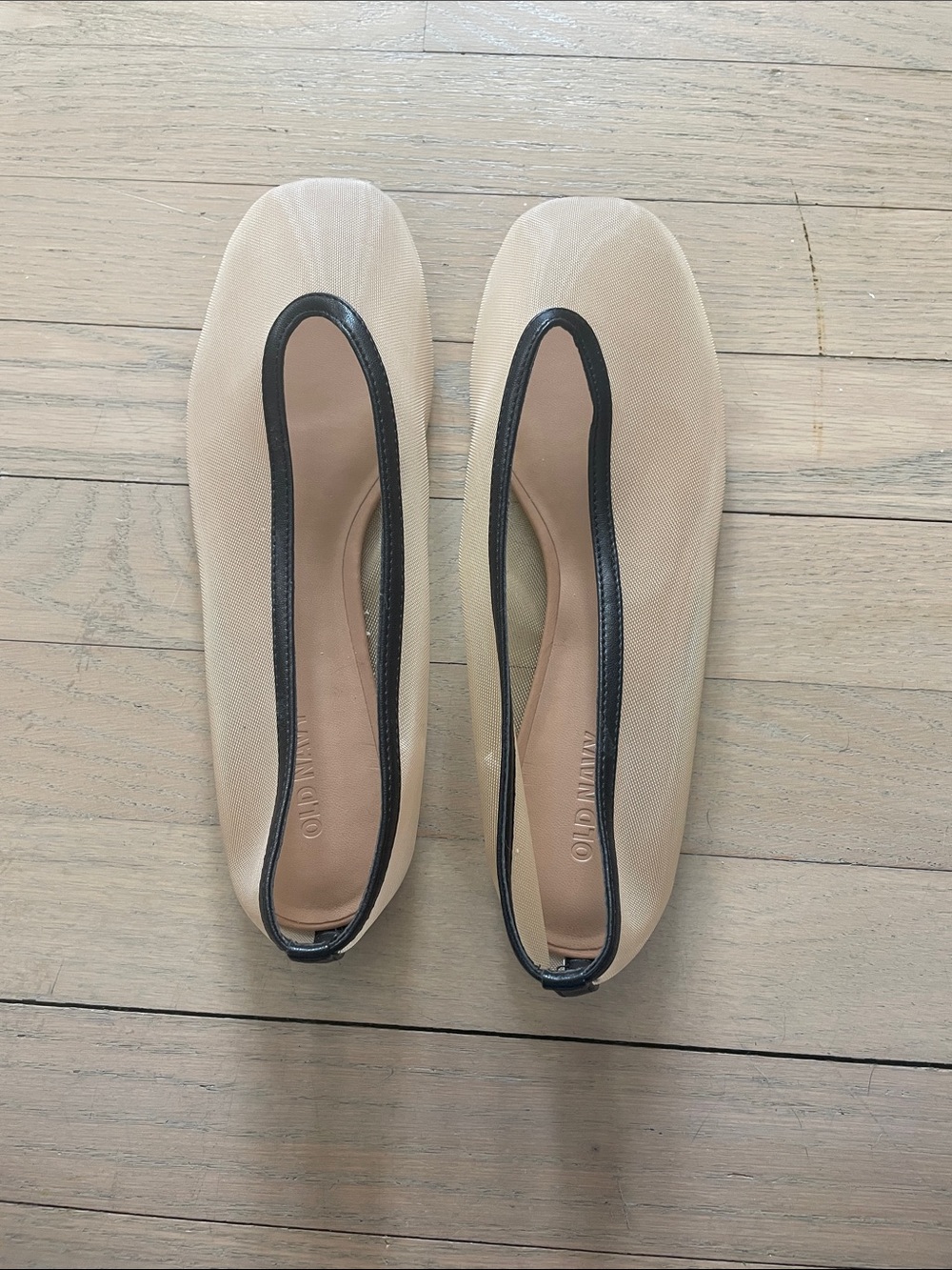 Minimalist Beige Ballet Flats with Black Trim - Women's Shoes